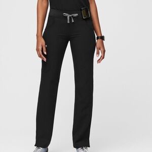 Selling Women’s Figs Kade Cargo, Black, Medium